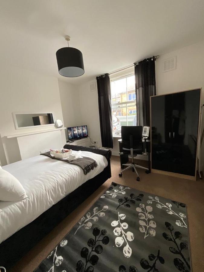 Comfy Room Londres Extérieur photo